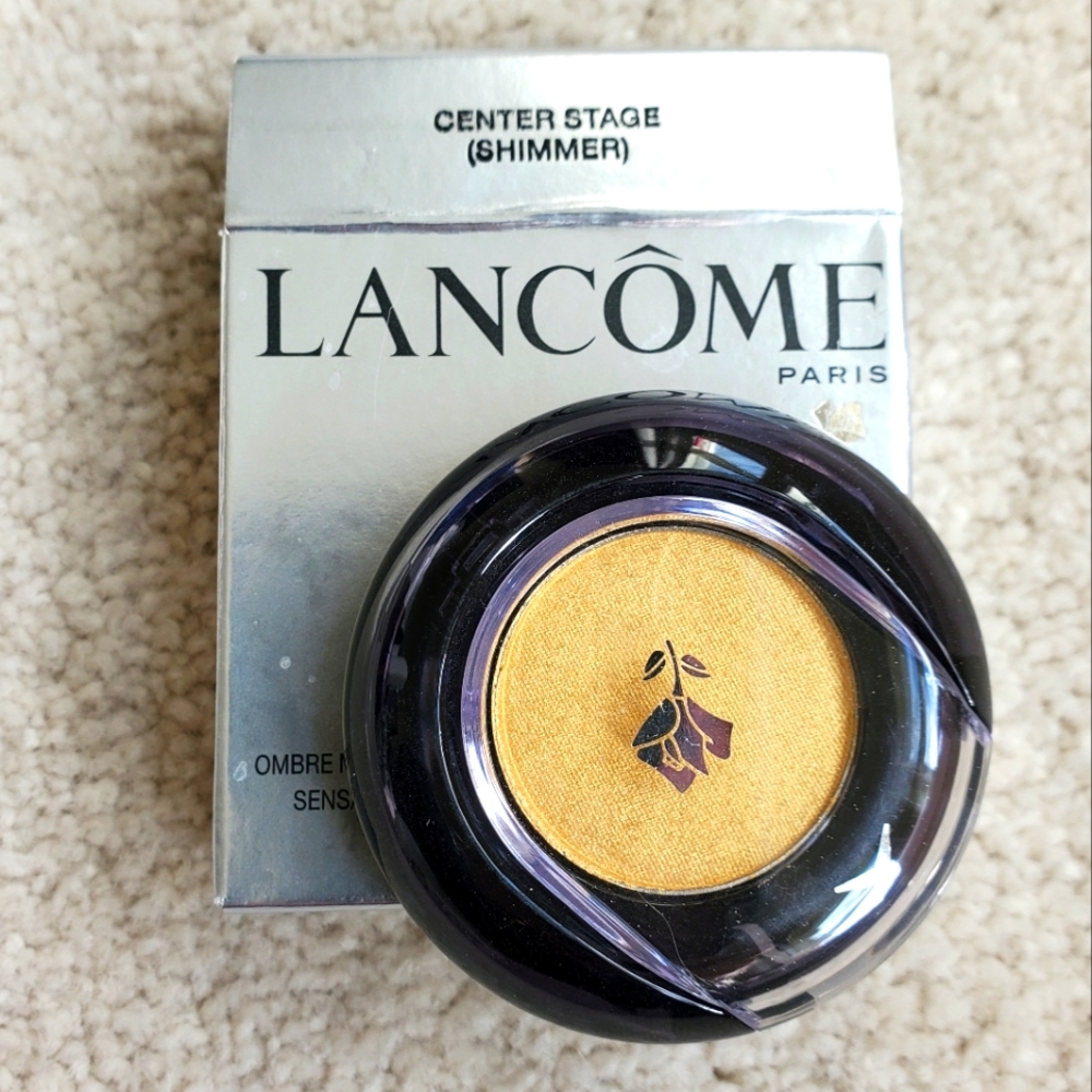 Lancôme CENTER STAGE (SHIMMER) Eyeshadow - Lancome Smooth Hold Gold Eye Shadow